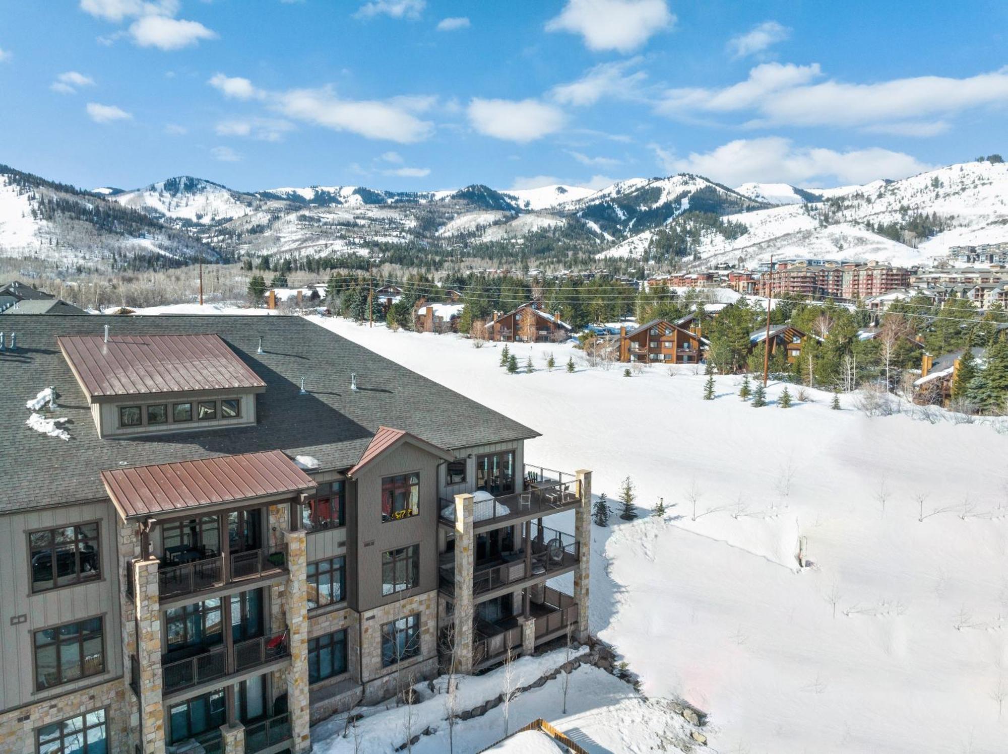 Blackstone Luxury 2Br, Walk To Skiing At Cabriolet, Mountain View, Shared Pool And Hot Tub, Gym Park City Extérieur photo