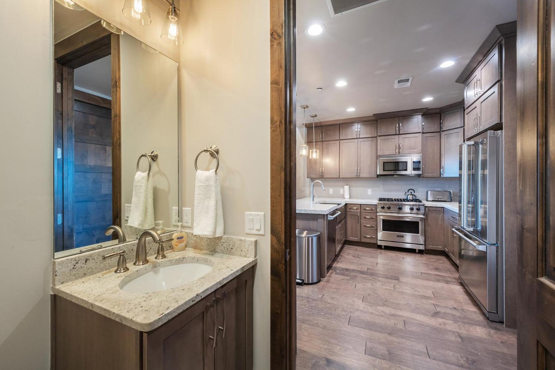 Blackstone Luxury 2Br, Walk To Skiing At Cabriolet, Mountain View, Shared Pool And Hot Tub, Gym Park City Extérieur photo